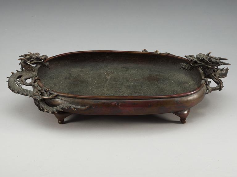 A Japanese bronze censer, Meiji (1868-1912).