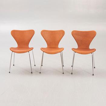 Arne Jacobsen, stolar, 6 st, "Sjuan", för Fritz Hansen, Danmark.