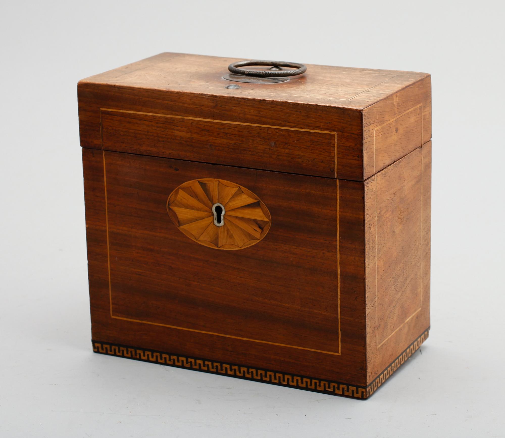 FLASKSCHATULL, 1800-tal.