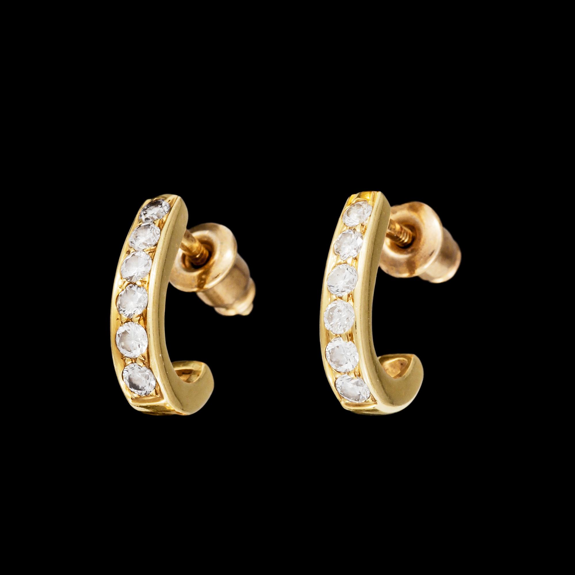 ÖRHÄNGEN, 14k guld med briljantslipade diamanter, tot ca 0.50 ct.