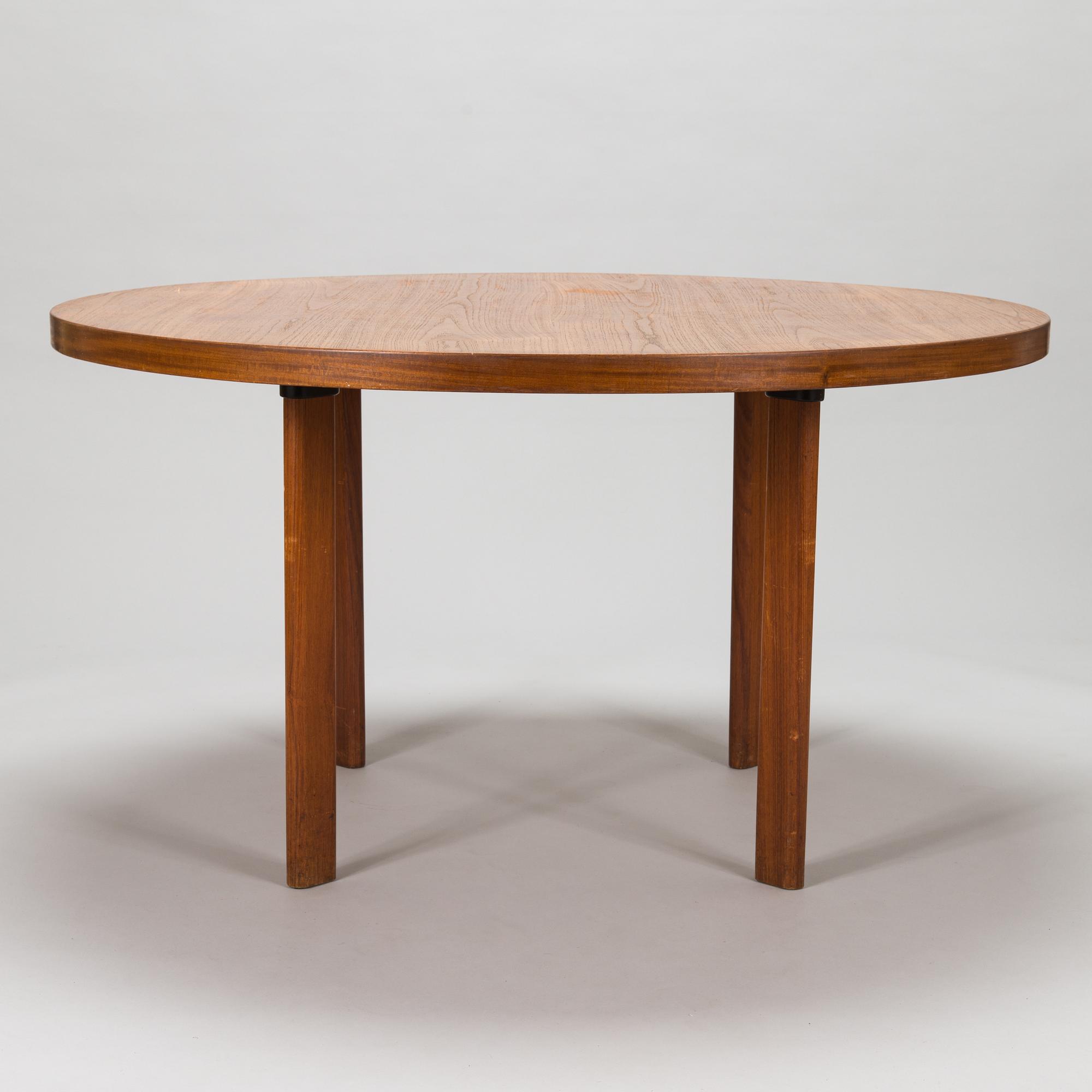 Alvar Aalto, a 1960s 'H91' dining table for O.Y. Huonekalu- ja Rakennustyötehdas A.B.