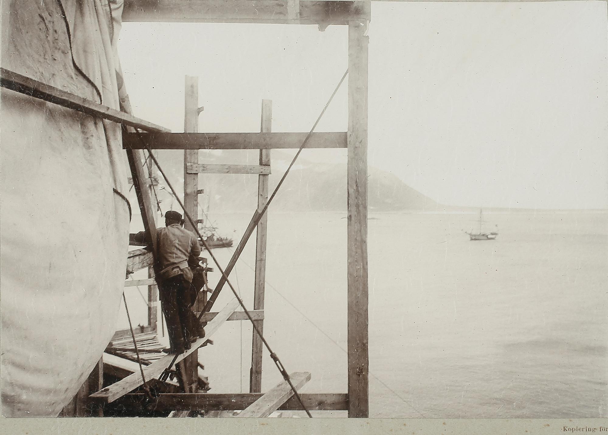 G & H HASSELBLAD, 4 st fotografier från Andrées polarexpedition 1897.