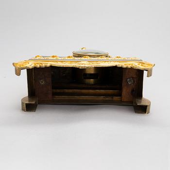 A late 19th Century French mantel clock.