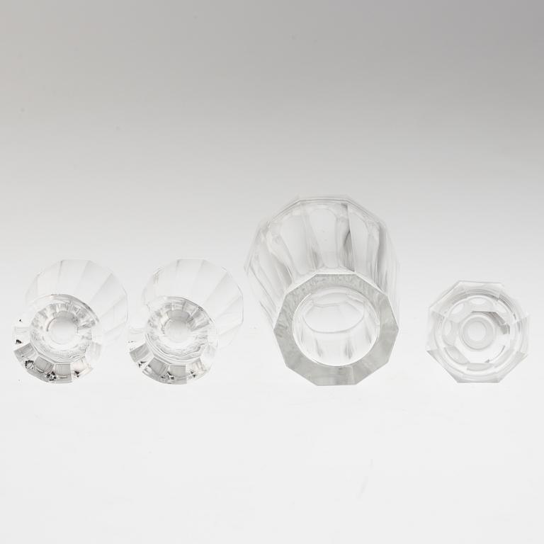 A set of twelve glasses and a cocktailshaker by Elis Berg, Kosta.