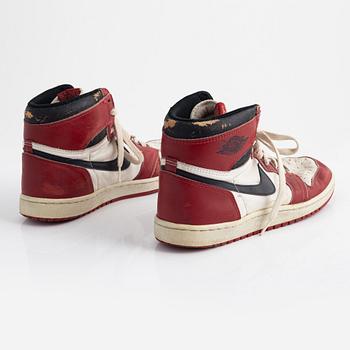 Sneakers, "Air Jordan 1 Chicago", Nike, 1985.