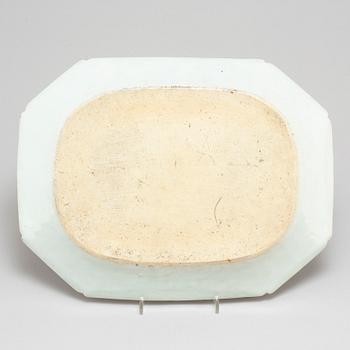 A 'clobbered' blue and white serving dishes, Qing dynasty, Qianlong (1736-95).