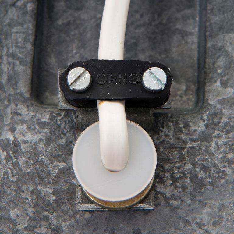 LISA JOHANSSON-PAPE, PÖYTÄVALAISIN, "Senator", Orno.