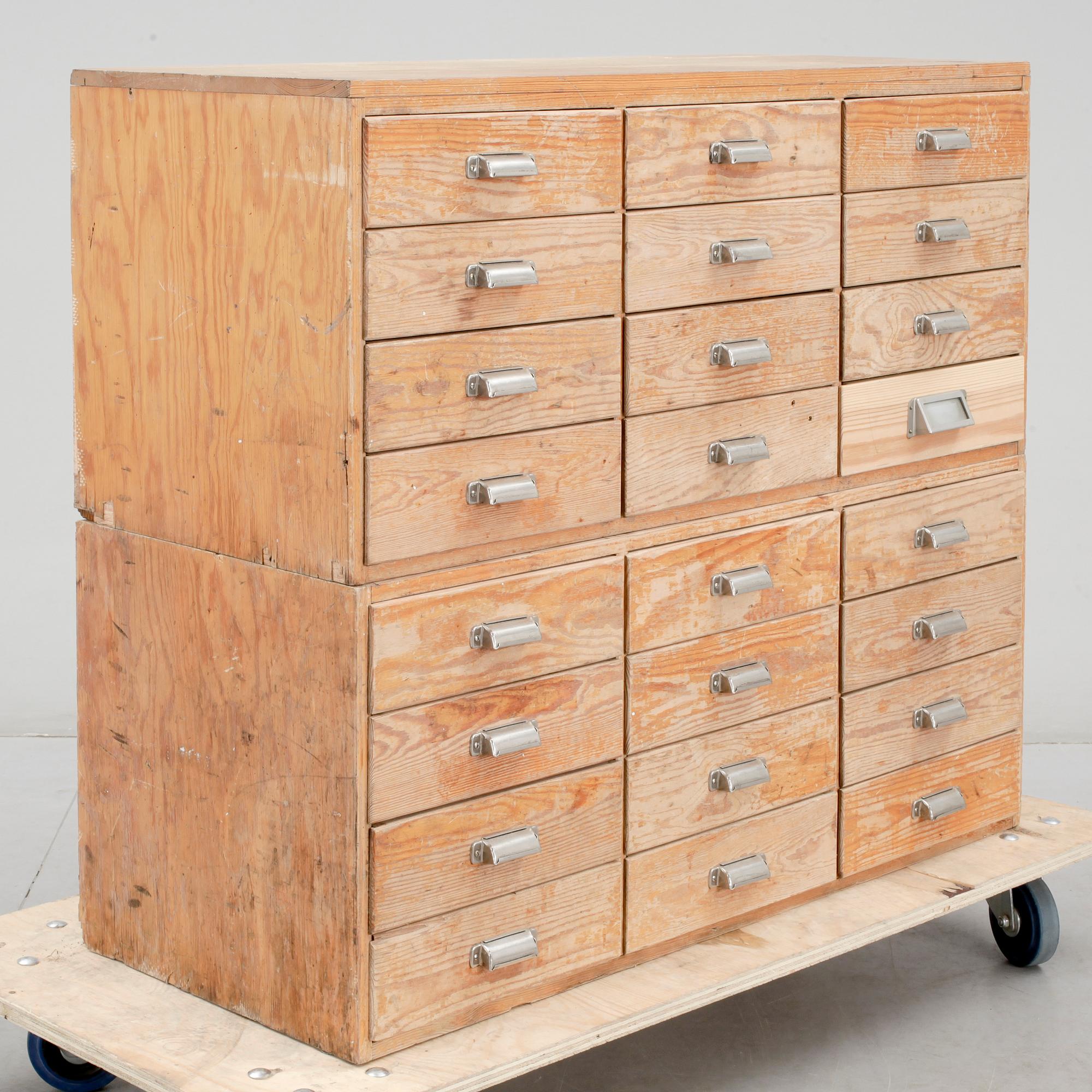 ARKIVSKÅP, 1900-tal.