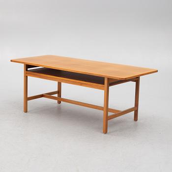 Josef Frank, soffbord, modell 2125, Firma Svenskt Tenn, 1960-tal.