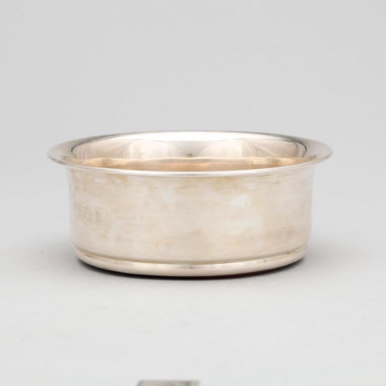 COASTER, silver, Sheffield 1900-tal. Silvervikt ca 98 gram.