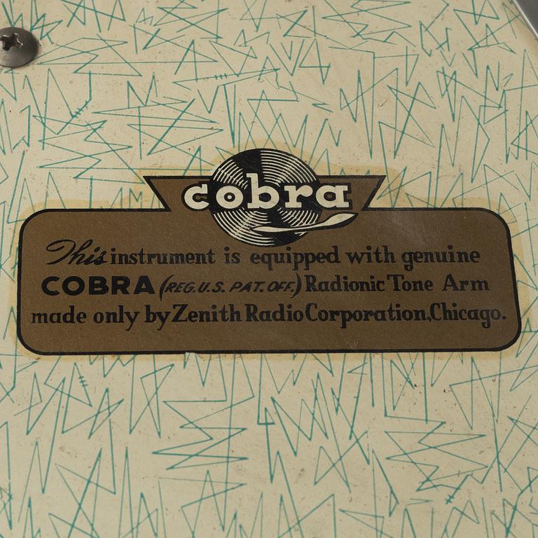 Jukebox, Wurlitzer, modell 2104, Rudolph Wurlitzer Company, North Tonawanda, New York, USA, 1957.