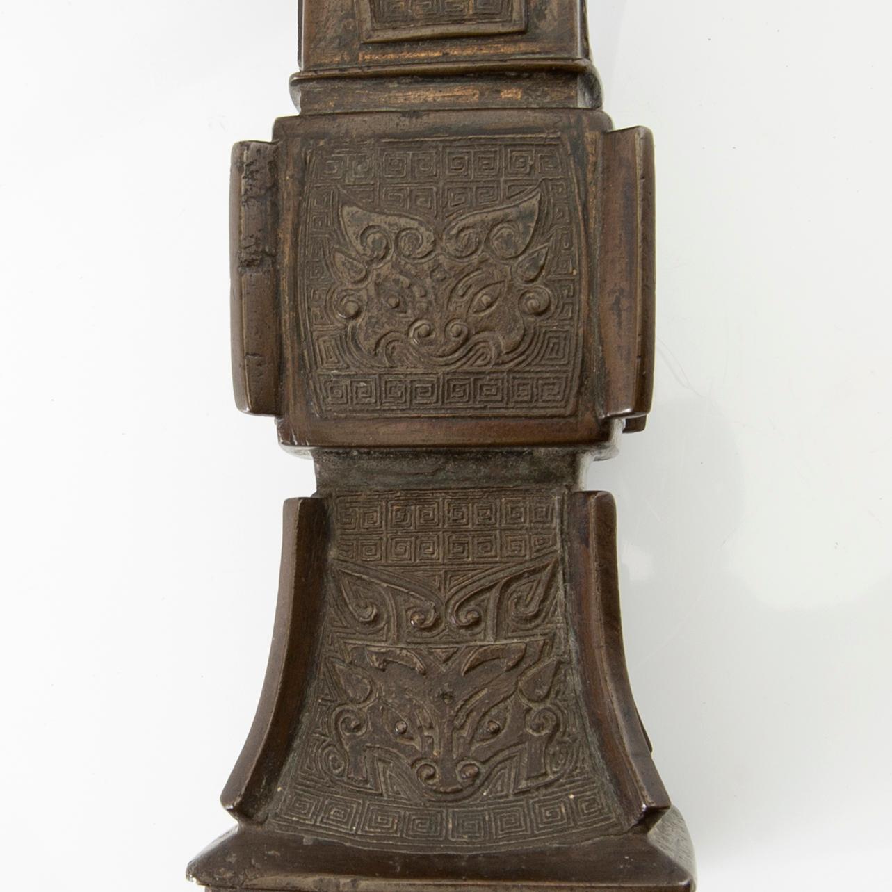 Altar vase China late Qing bronze.