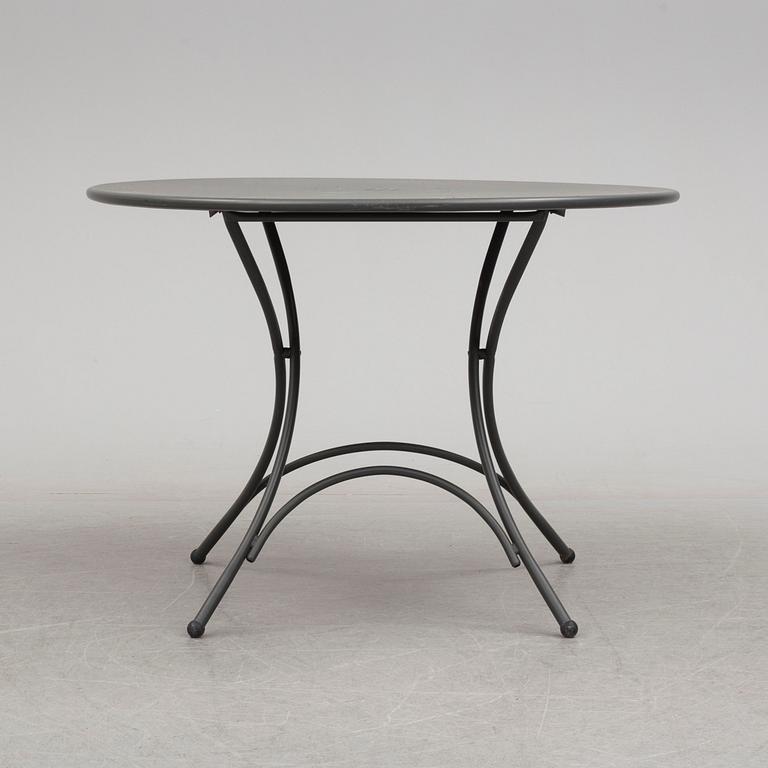 TRÄDGÅRDSBORD, möjligen Svenskt Tenn, 2000-tal.