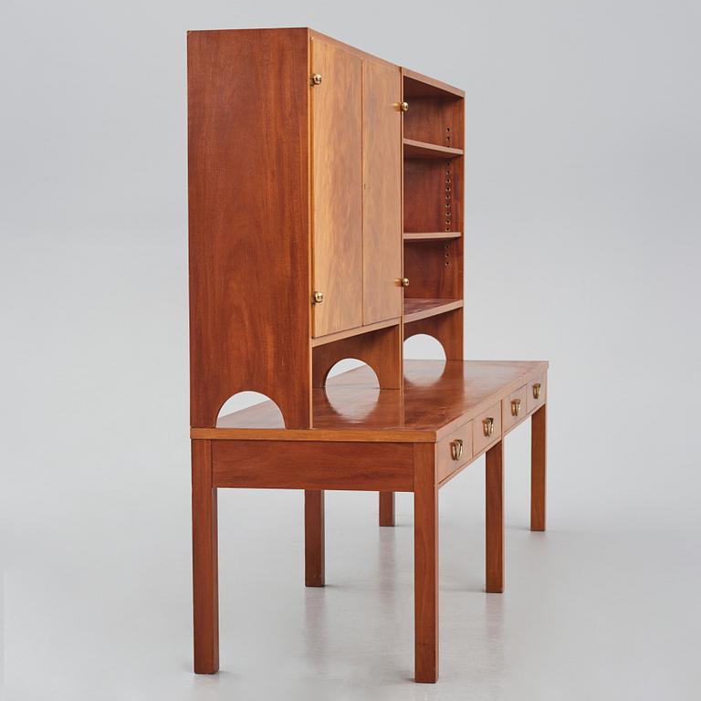 Josef Frank, bokhylla, modell "1142", Firma Svenskt Tenn 1950-tal.
