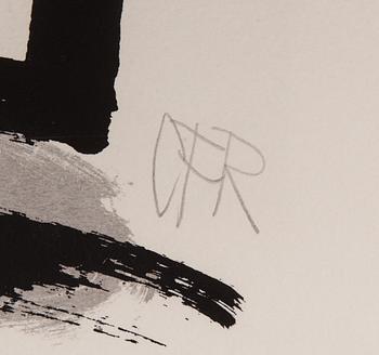 Carl Fredrik Reuterswärd, "Non Violence".