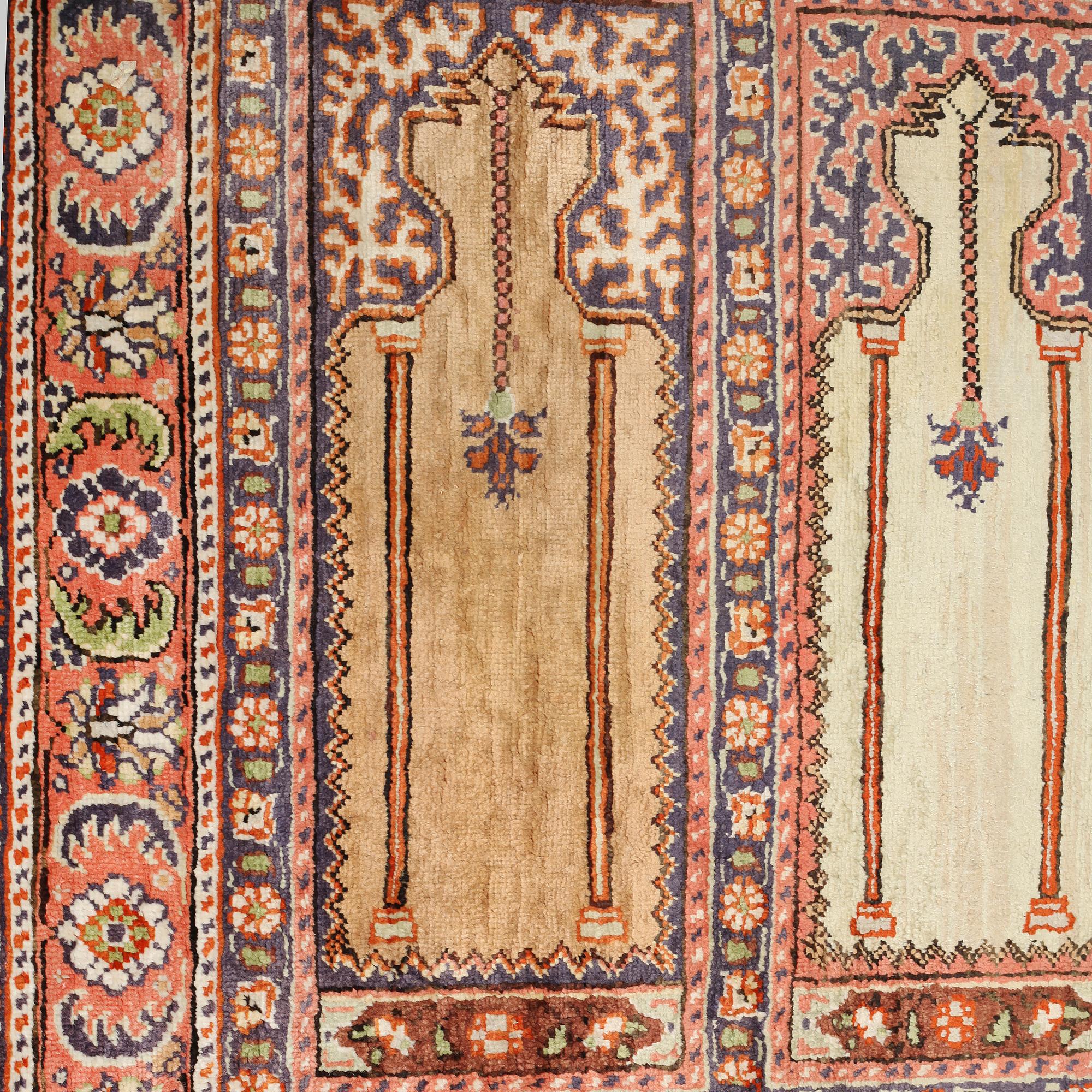 A Kayseri saff, old, ca 232 x 87 cm.