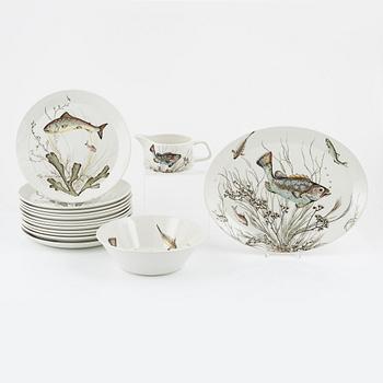A 15-piece cream wear fish service, 'Fish', Johnson Bros, England.