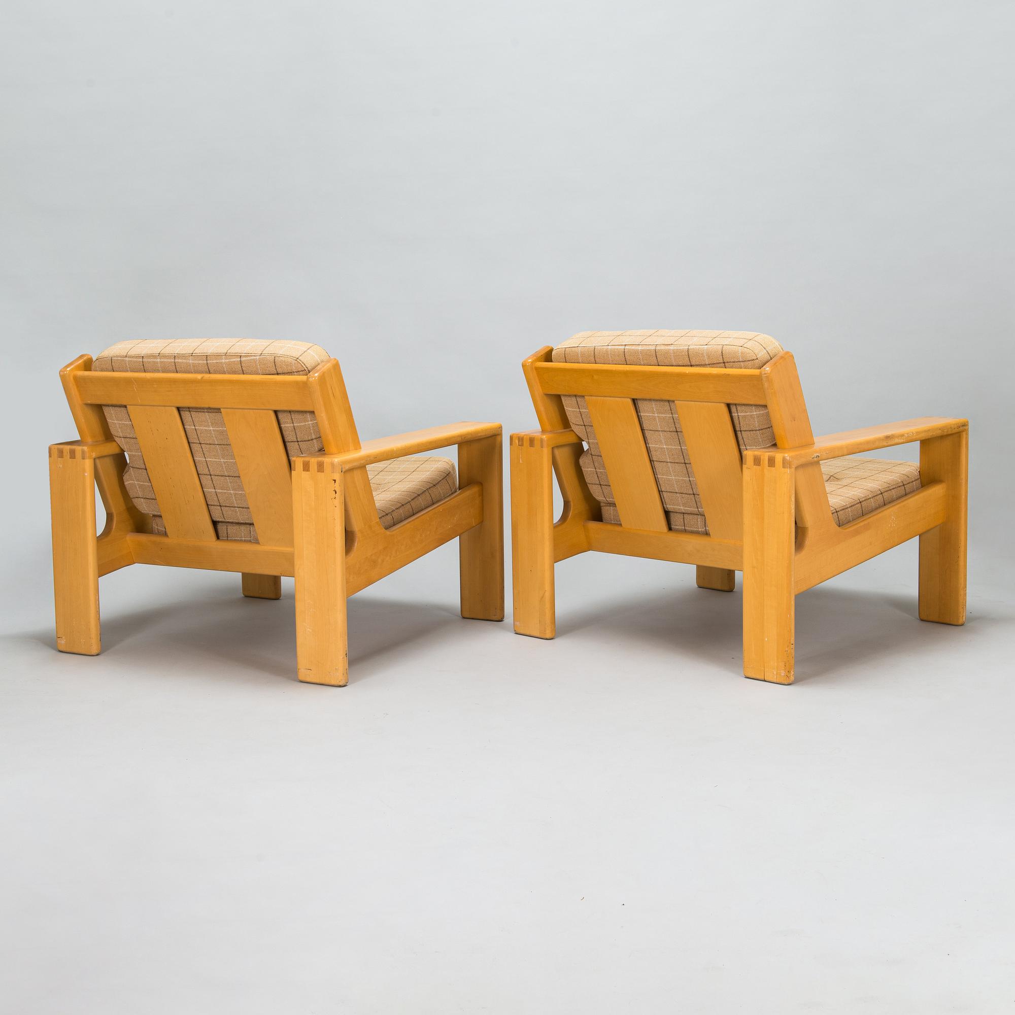 Esko Pajamies, a pair of 1970/80's 'Bonanza' armchairs for Asko.