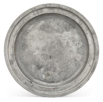 708. A Swedish pewter dish by L. Björn 1731.