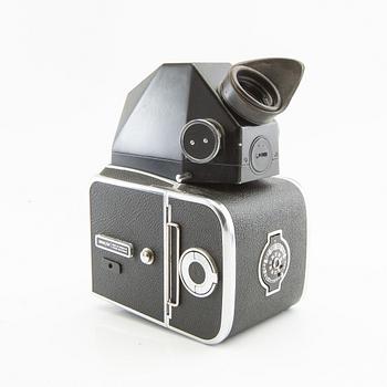 Hasselblad 500 C/M camera with lens and accessories.