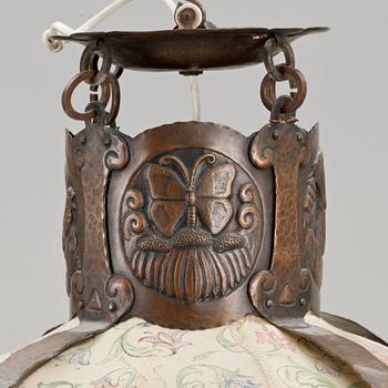 TAKLAMPA, koppar, Jugend, tidigt 1900-tal. H ca 45.