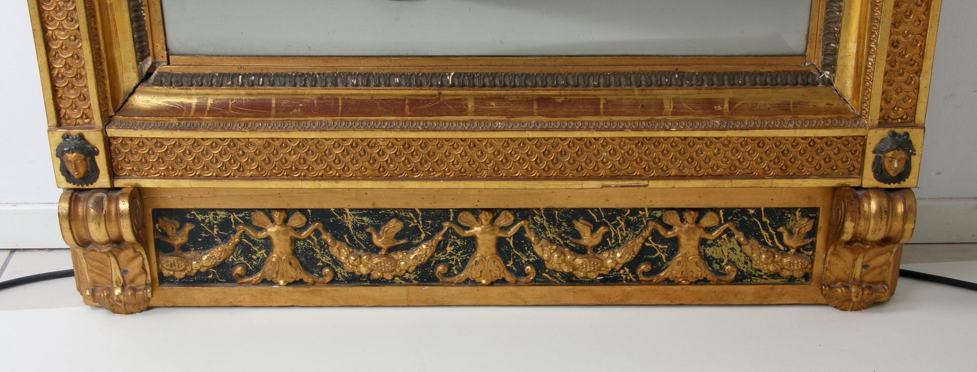 SPEGEL, sengustaviansk, omkring 1800.