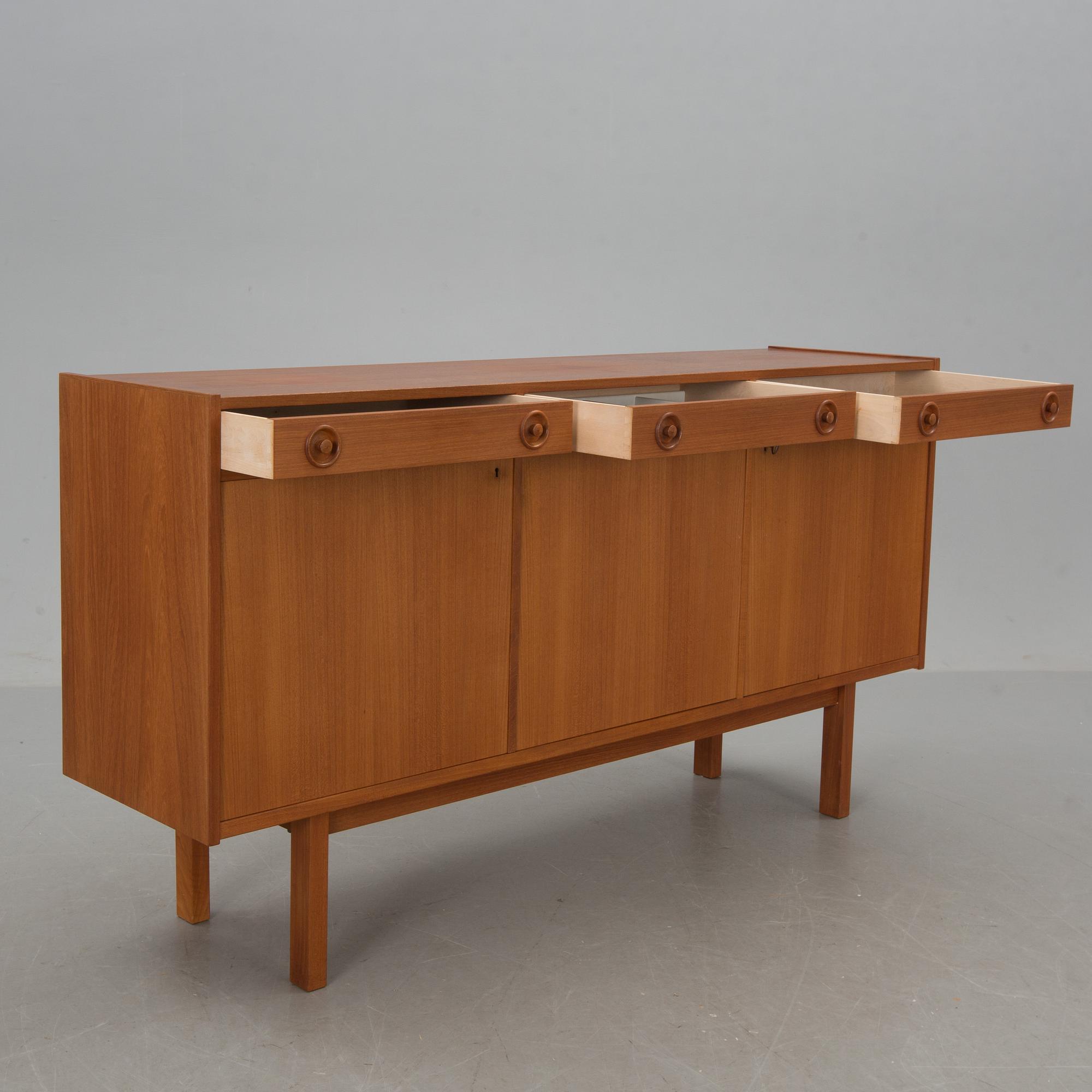 SIDEBOARD, 1960-tal.