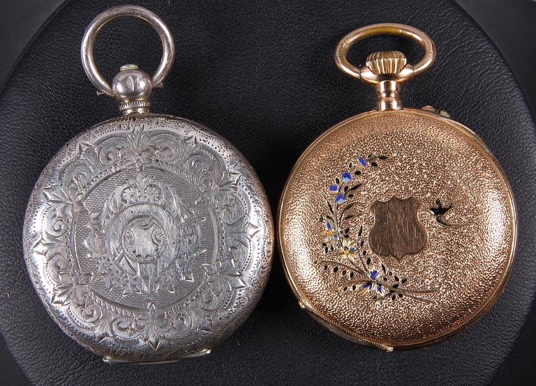 DAMFICKUR, 2 st, guld 14K resp silver. Omkring 1900.