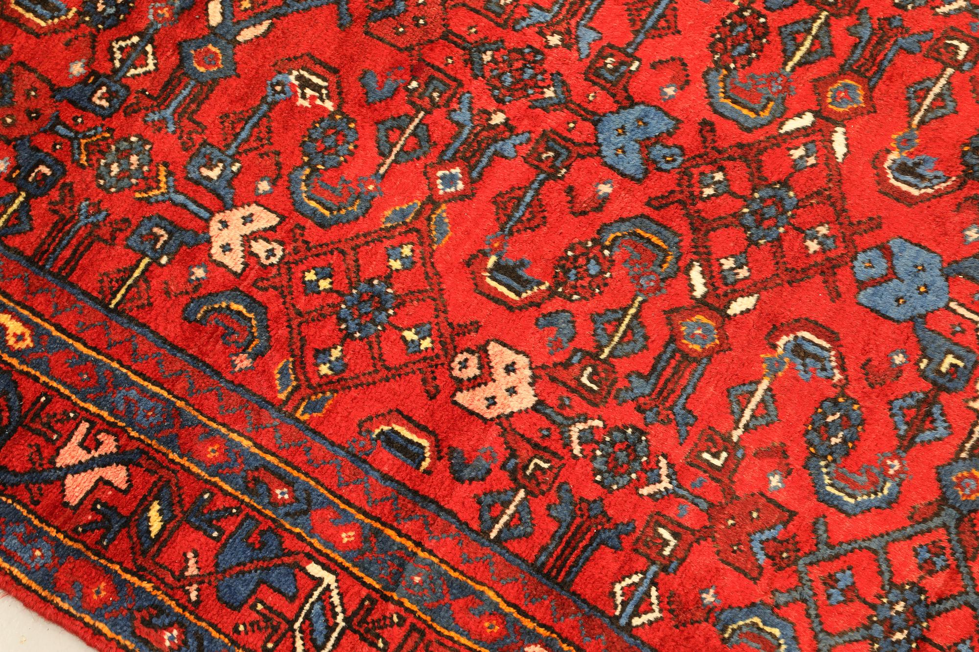 Gallery carpet, Hamadan, ca 505 x 113 cm.