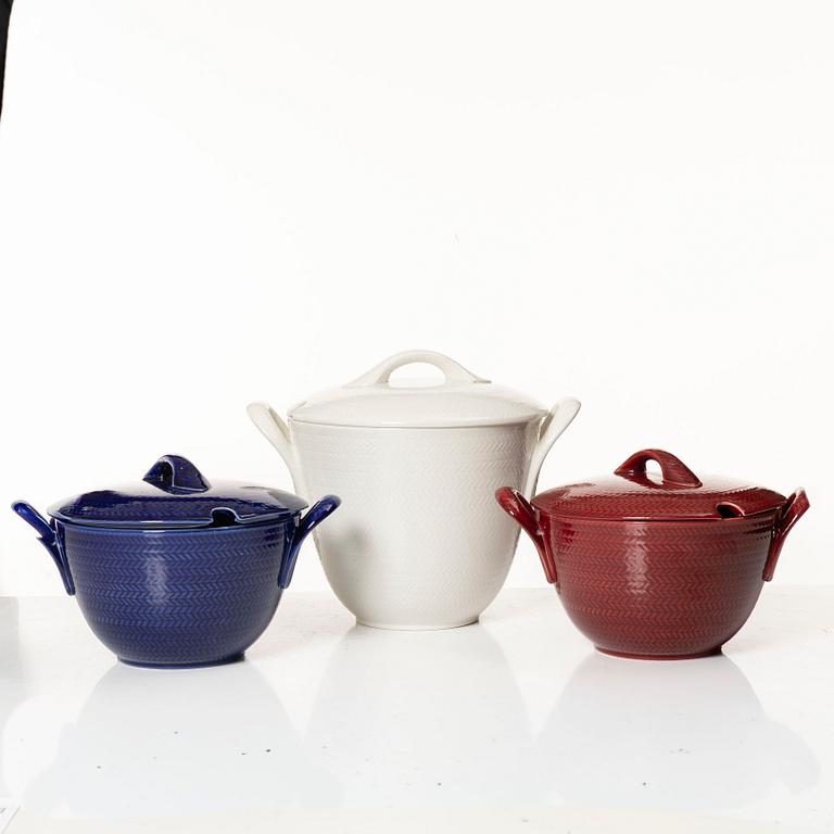 Hertha Bengtson, dinner and coffee service, 'Blå Eld', Rörstrand (63 pieces).