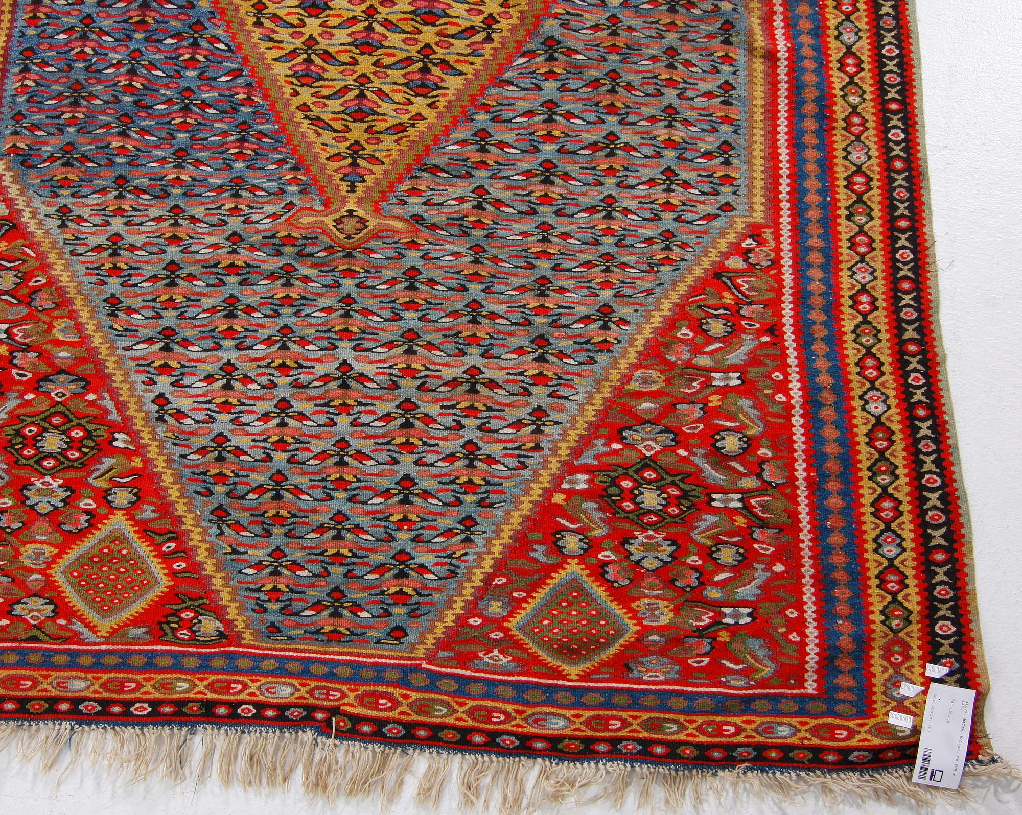 MATTA, orientalisk, ca 200 x 126.