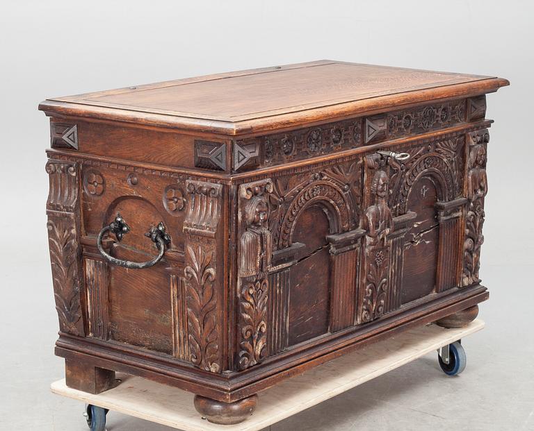 KISTA, delvis barock, 1600-tal.