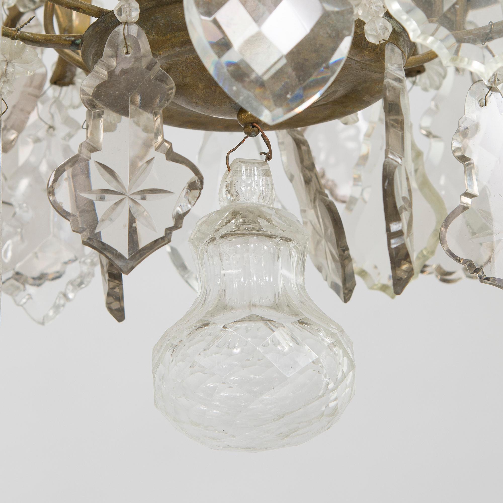 Kattokruunu, 1900-luvun puoliväli.