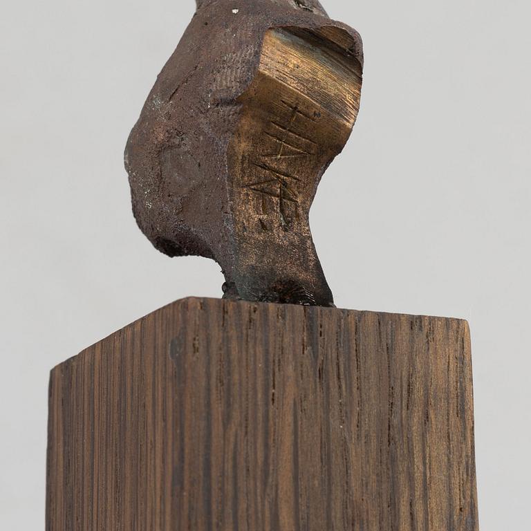 Claes Hake, scukpture, bronze, signed.