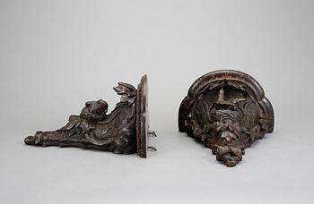 VÄGGKONSOLER, ett par, troligen Tyskland, 1800-talets slut.