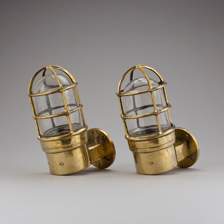 FARTYGSBELYSNING, ett par, mässing, 1900-tal.