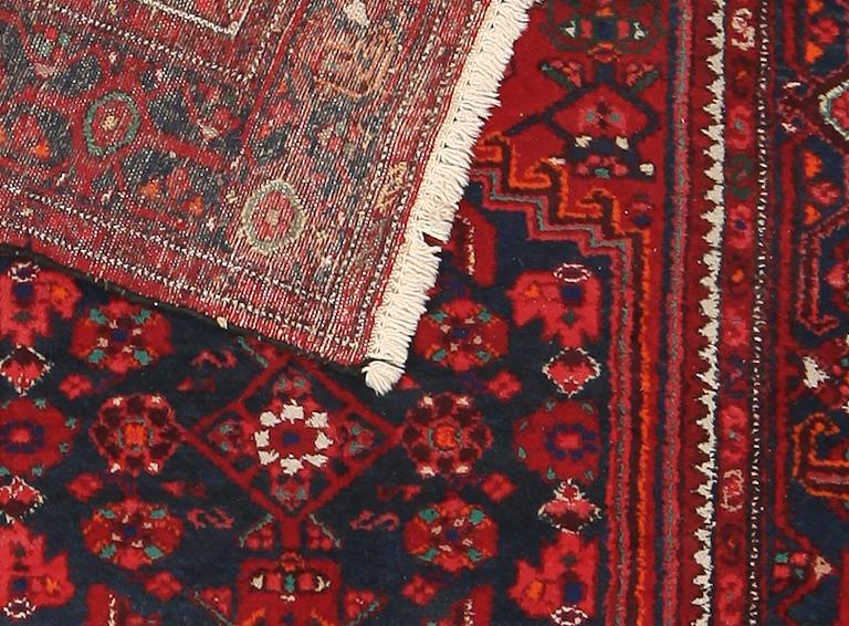 MATTA, orient, ca 208 x 133 cm.