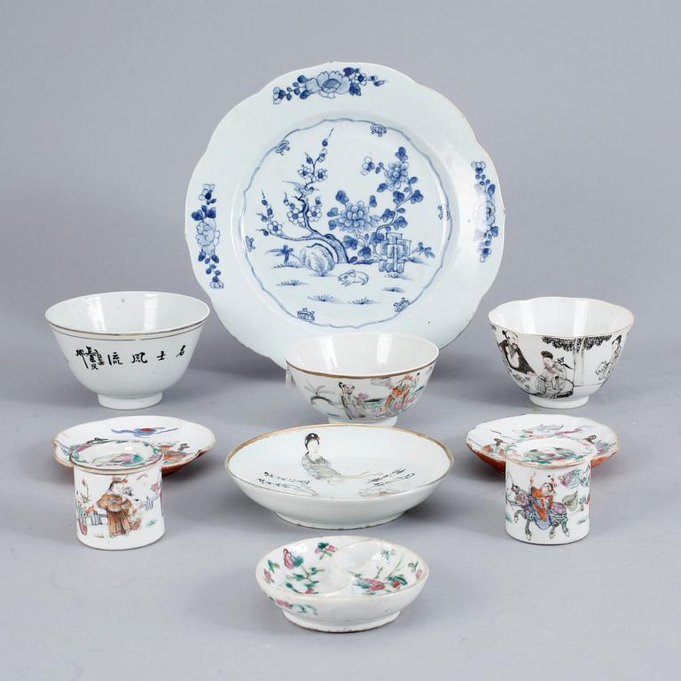 SAMLING PORSLIN, 10 delar, Kina, Mestadels Qingdynastin, 1700-1800-tal.