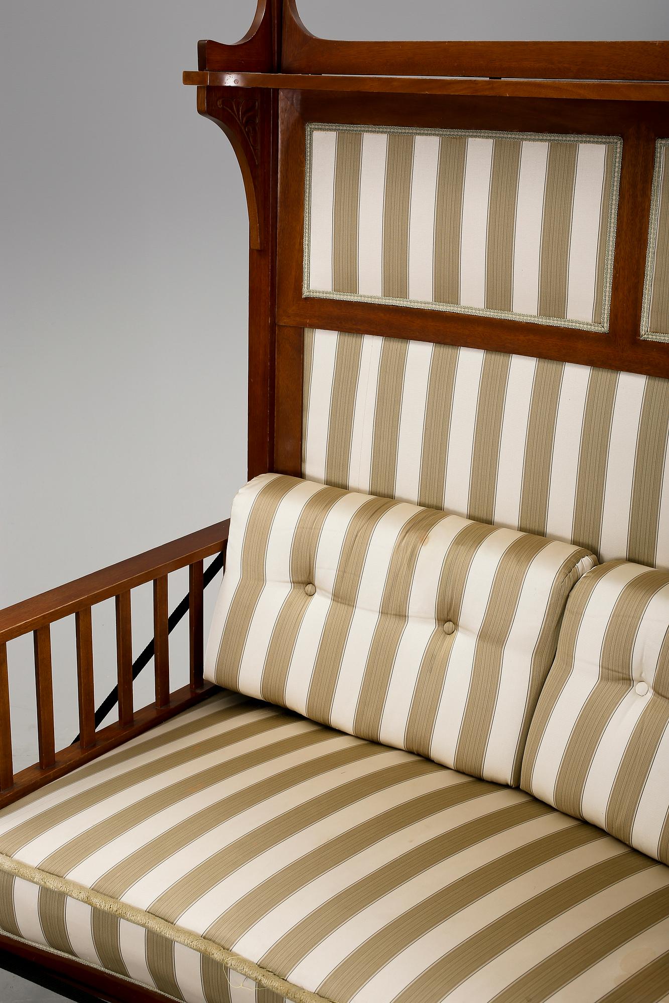 SOFFA, jugend, tidigt 1900-tal.