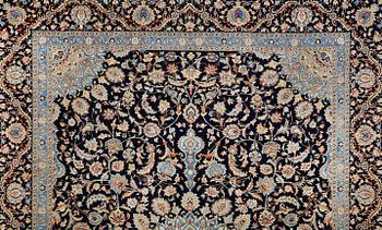 Matta, Kashmar, ca 390 x 295 cm.