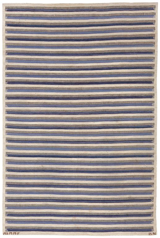 MATTA. "Blårandig med tvist". Rölakan (flat weave). 261 x 173,5 cm. Signed AB MMF BN.