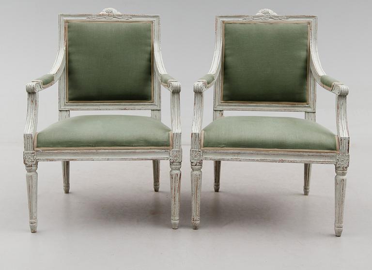 KARMSTOLAR, 1 par, gustaviansk stil, 1800-talets andra hälft.