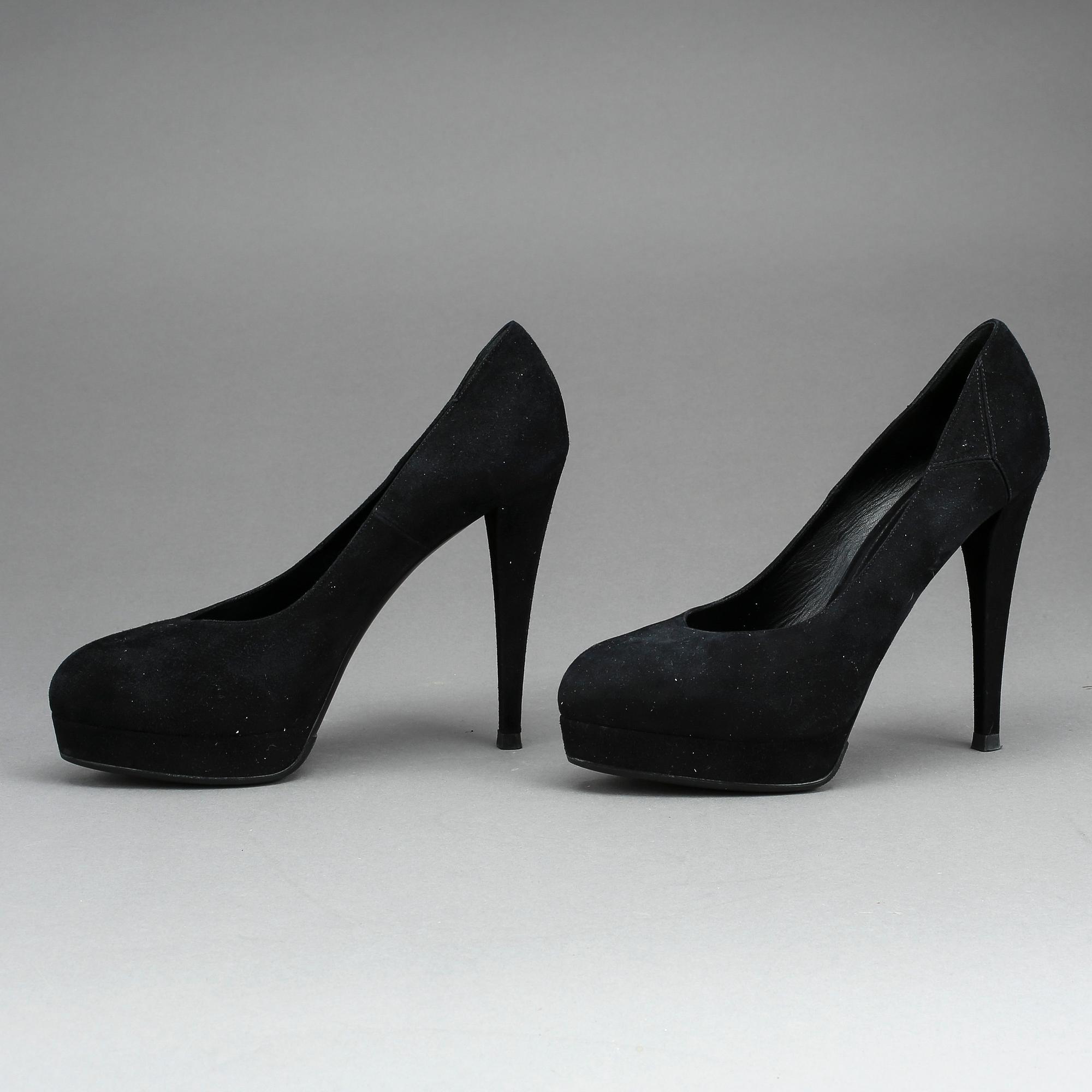PUMPS, ett par, Yves saint Laurent.