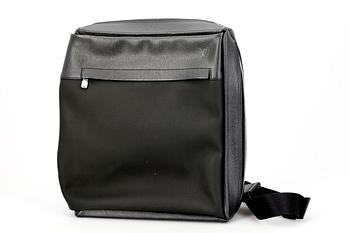 608. LOUIS VUITTON, messenger bag/dataväska.