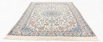 Matta Old, Nain, part silk, 9 LAA, ca 203 x 127 cm.