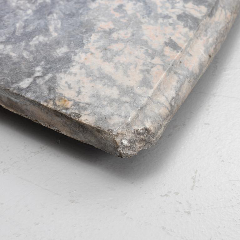 Marble top, 19th century.