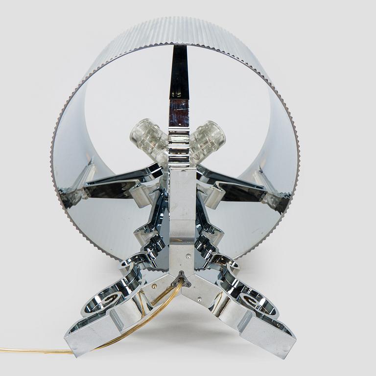 Ferruccio Laviani, pöytävalaisin, ”Bourgie”, Kartell, Italia.
