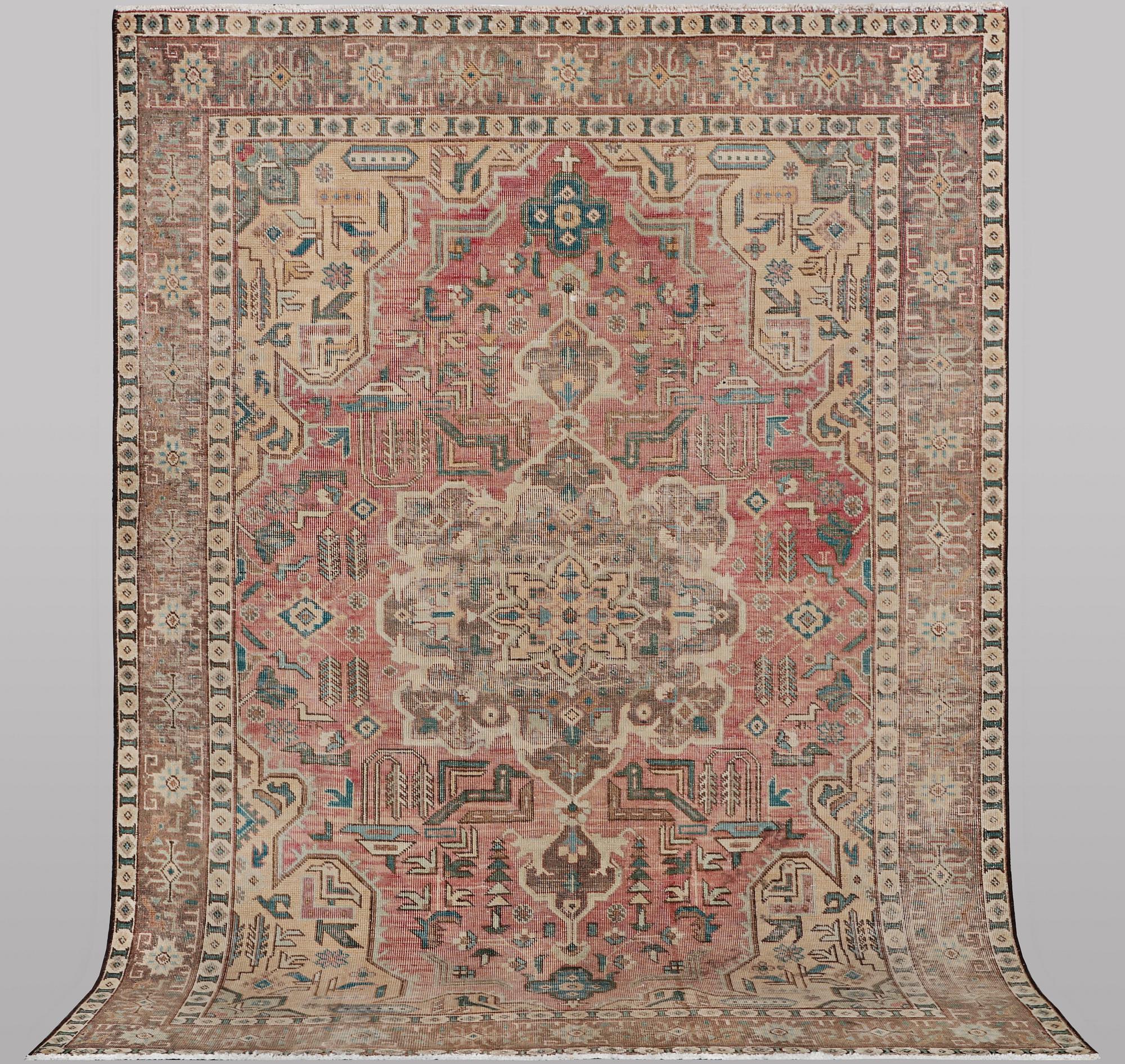 Matta, Persisk, Vintage Design, ca 195 x 133 cm.