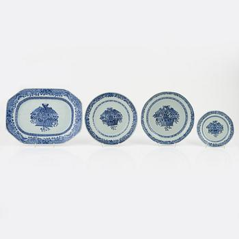A part Chinese Export dinner service, Qing dynasty, Qianlong (1736-95). (14 pieces).