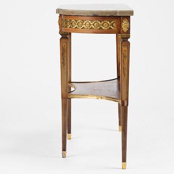Konsolbord, utfört i Georg Haupts art, omkring år 1900, Gustaviansk stil.